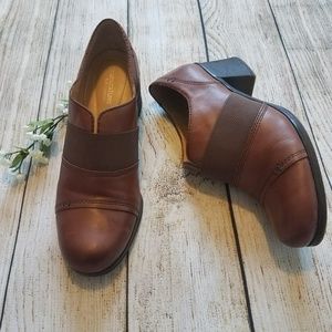 Naturalizer N5 Comfort Leather Ankle Bootie 9M E